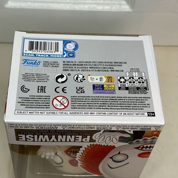 Funko POP! Movies #55 Pennywise Clown IT the Movie Collectible Vinyl Figure - Picture 7 of 7